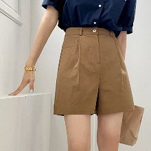 High-quality, solid cotton shorts